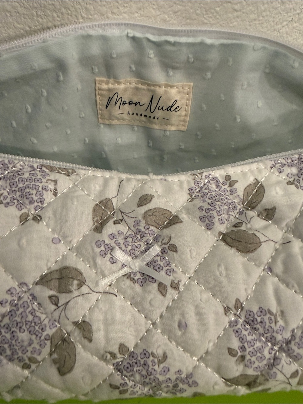 Moon Nude Lilac Hair Tool Bag - Picture 2 of 3